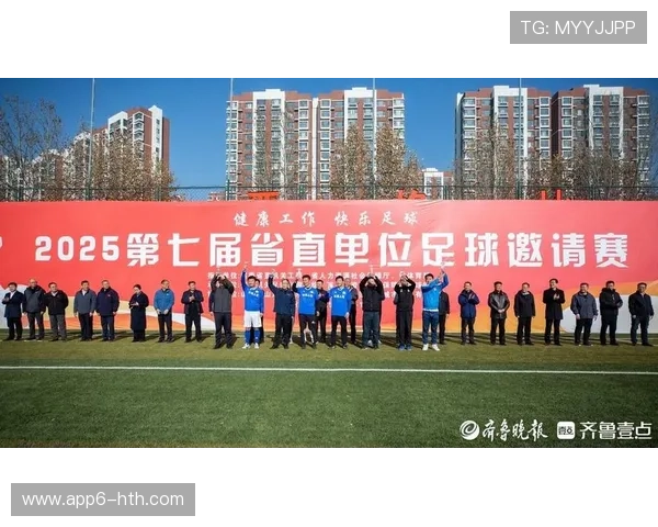 职工足球赛展示职工凝聚力与拼搏精神